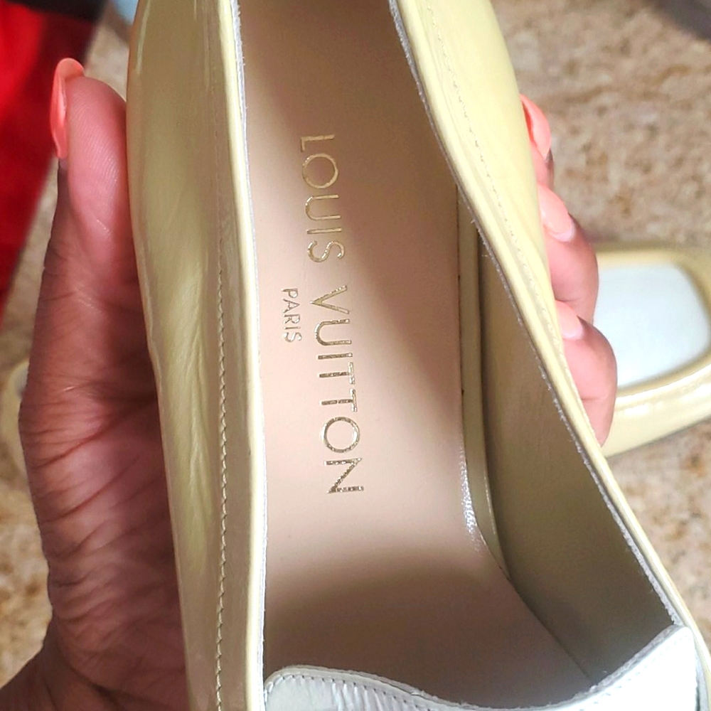 Louis Vuitton  loafers